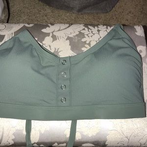 💚Super cute green swim top! Size D-DD💚